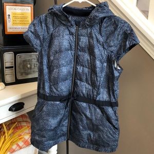 Lululemon puffer vest